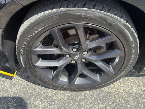 Used 2022 Dodge Charger SXT w/ Blacktop Package RWD image 25