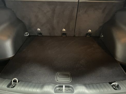 Used 2022 Jeep Compass Limited image 11