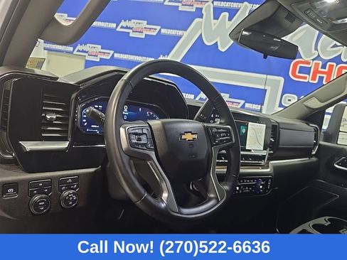 Used 2025 Chevrolet Silverado 2500 LT w/ Convenience Package image 17