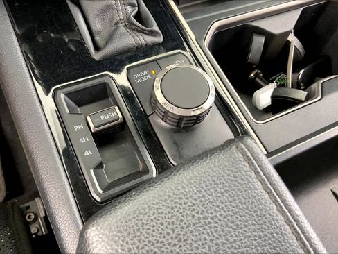 Used 2022 Toyota Tundra Limited image 31