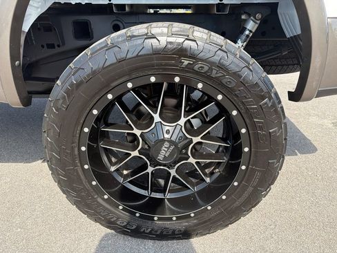 Used 2019 Ford F150 King Ranch w/ Equipment Group 601A Luxury AWD/4WD image 12
