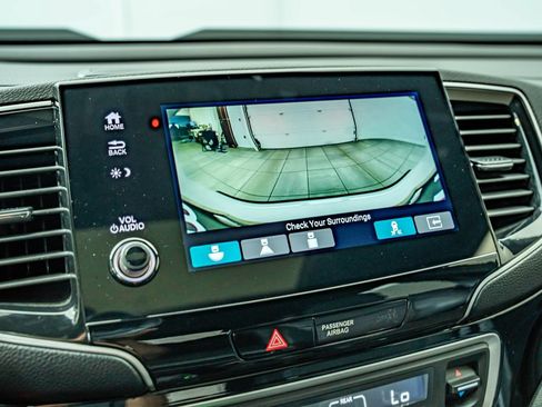 Used 2024 Honda Passport Black Edition image 26