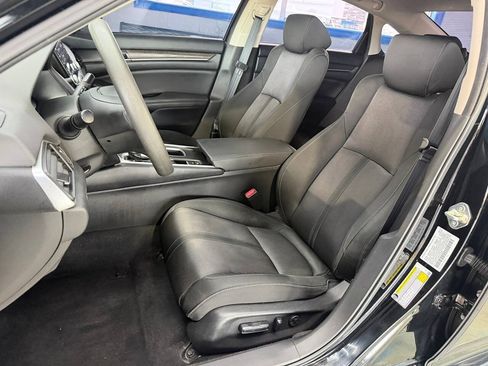 Used 2019 Honda Accord EX image 14