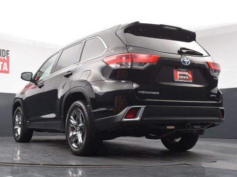 Used 2019 Toyota Highlander Limited Platinum AWD/4WD image 40