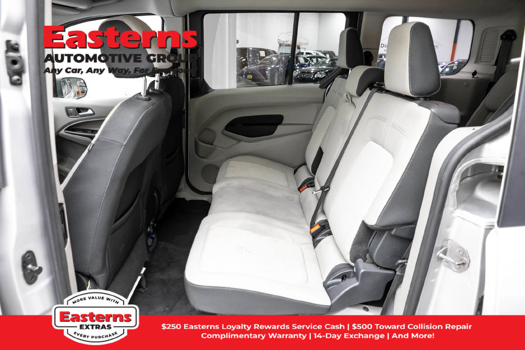Used 2022 Ford Transit Connect XLT FWD image 22