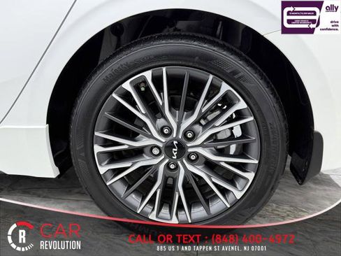 Used 2022 Kia Forte GT-Line w/ GT-Line Technology Package image 11