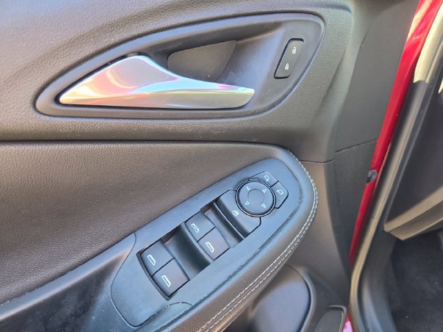 Used 2020 Buick Encore GX Preferred w/ Sport Touring Package FWD image 15