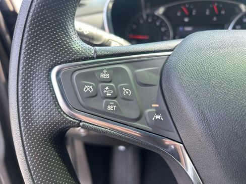 Used 2021 Chevrolet Equinox LT FWD image 22