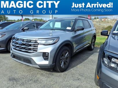 Used 2025 Ford Explorer Active w/ Active Comfort Package