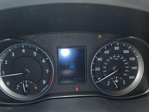 Used 2020 Hyundai Kona SEL FWD image 11