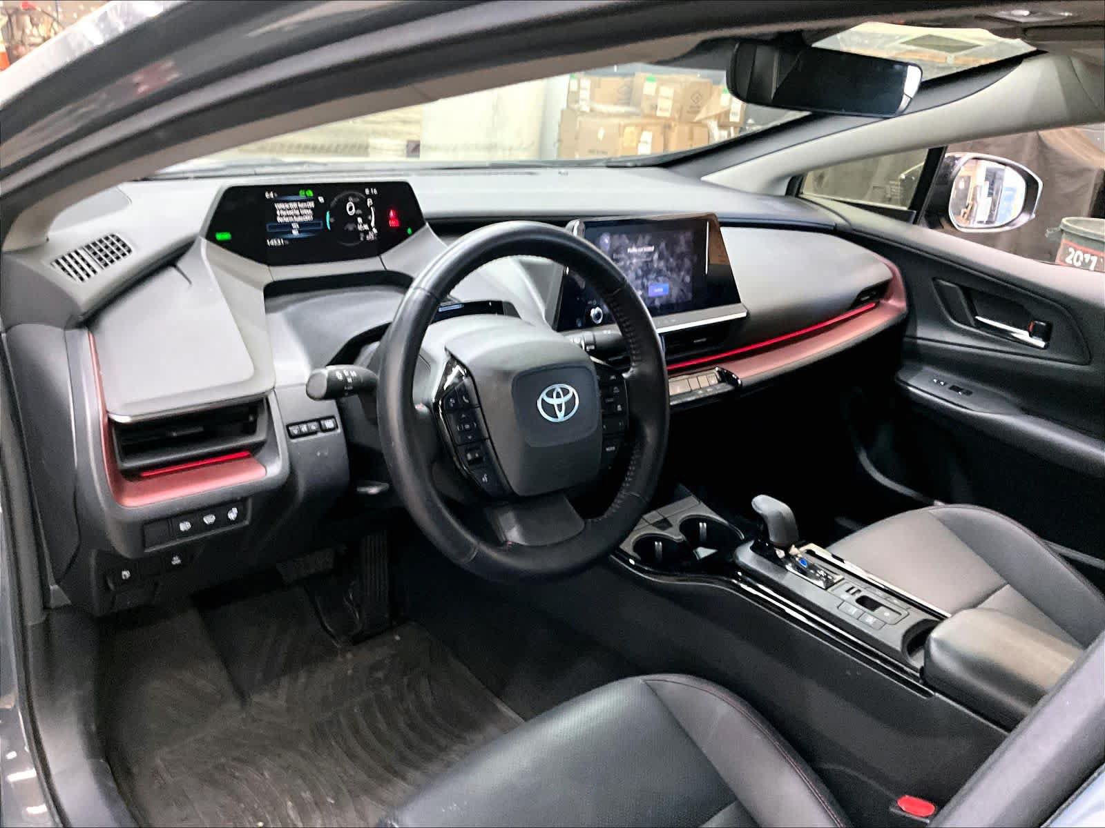 Used 2023 Toyota Prius Prime FWD image 16