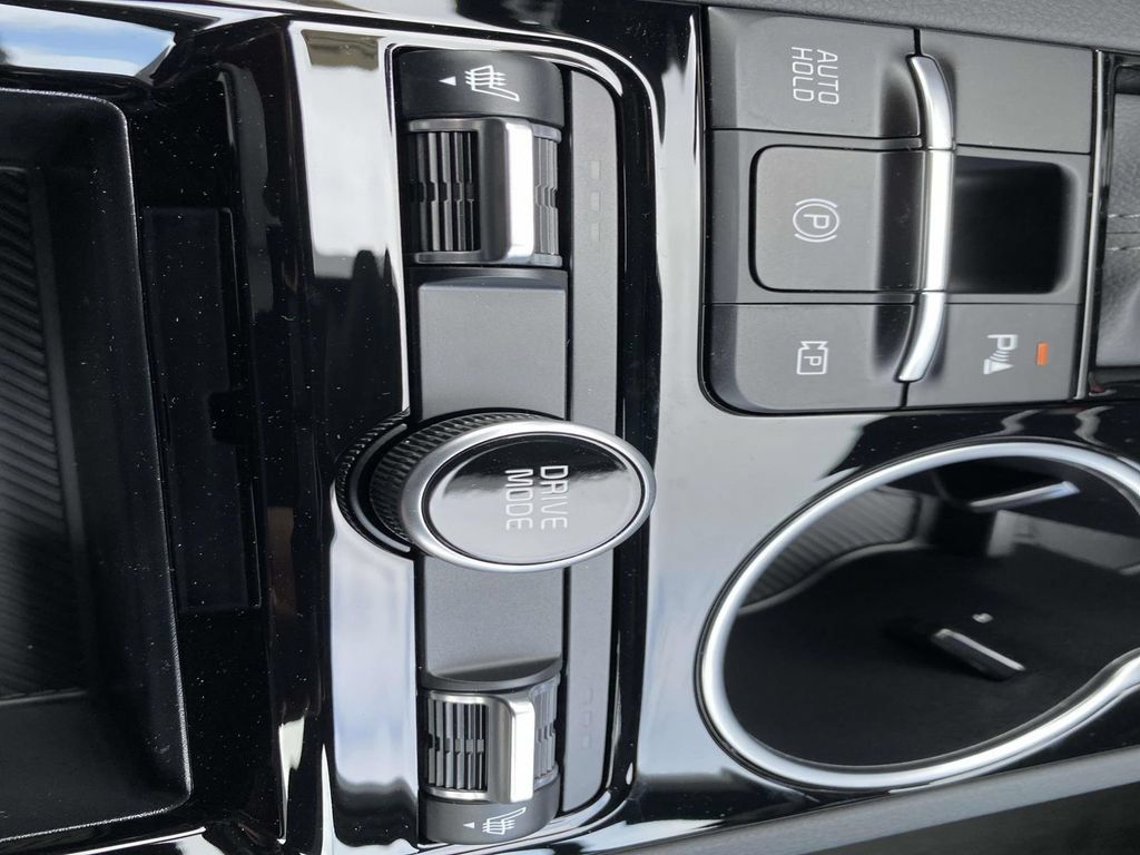New 2026 Kia K5 GT-Line FWD image 7