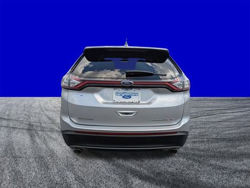 Used 2016 Ford Edge Titanium FWD image 5