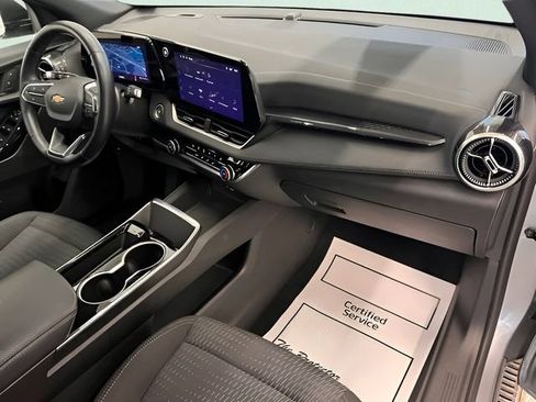 Certified 2025 Chevrolet Equinox LT AWD/4WD image 11