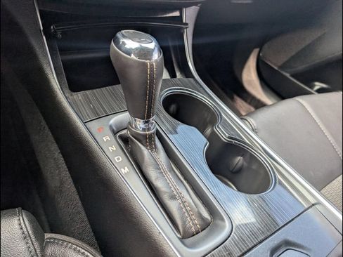 Used 2020 Chevrolet Impala LT FWD image 14