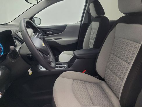 Used 2023 Chevrolet Equinox LT w/ Driver Convenience Package image 17