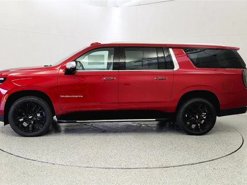New 2026 Chevrolet Suburban Premier AWD/4WD image 4