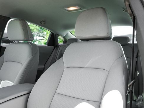 Used 2024 Chevrolet Malibu LS FWD image 16