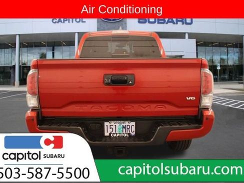 Used 2021 Toyota Tacoma TRD Off-Road w/ TRD Premium Off Road Package AWD/4WD image 5