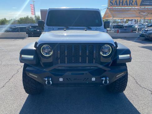 Used 2023 Jeep Wrangler Unlimited AWD/4WD image 2
