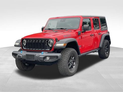 Used 2024 Jeep Wrangler Unlimited AWD/4WD image 2