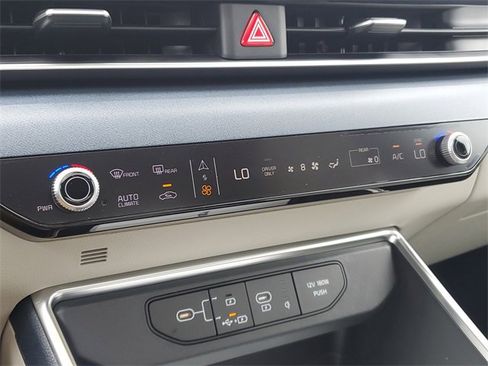 New 2026 Kia Carnival SX image 30