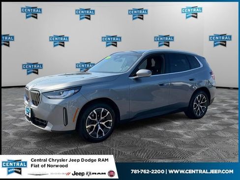 Used 2025 BMW X3 xDrive30i w/ Convenience Package AWD/4WD image 1