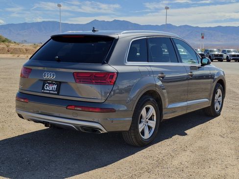 Used 2019 Audi Q7 2.0T Premium Plus w/ Premium Plus Package AWD/4WD image 3