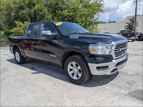 Used 2024 RAM 1500 Laramie AWD/4WD image 2