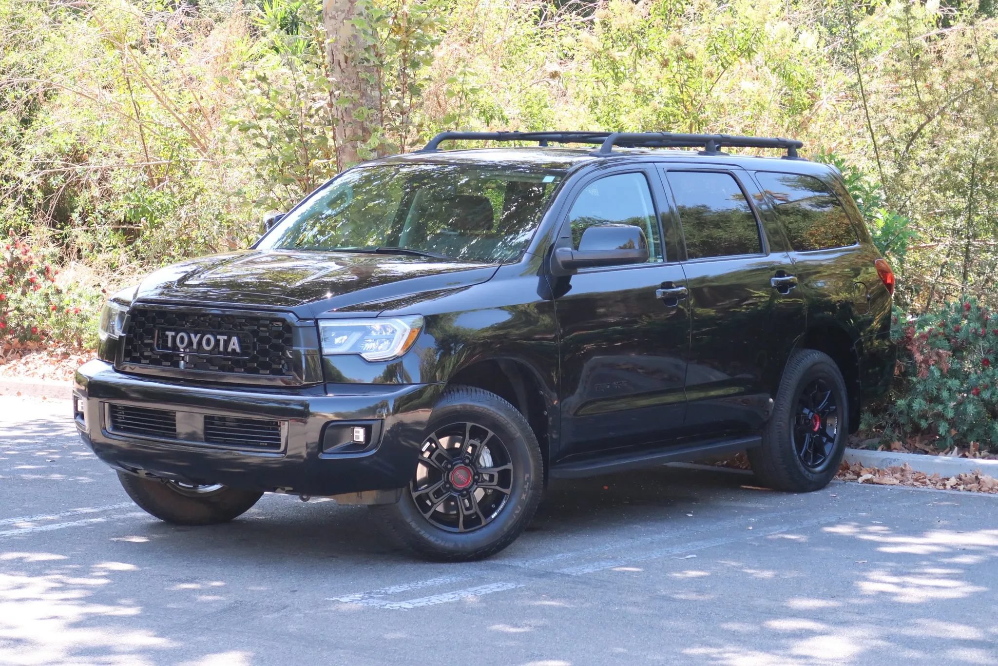 Used 2020 Toyota Sequoia TRD Pro AWD/4WD image 4