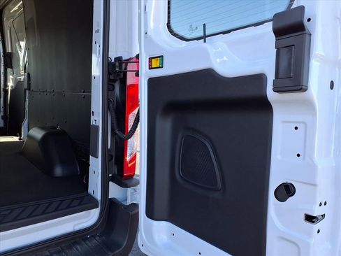 New 2025 Ford Transit 150 148 Medium Roof w/ Load Area Protection Package image 21