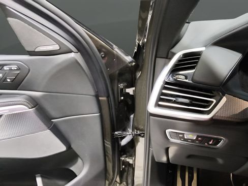 Used 2023 BMW X6 xDrive40i w/ Premium Enhanced Package AWD/4WD image 29