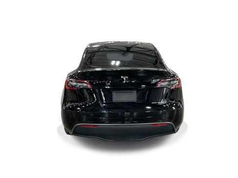 Certified 2023 Tesla Model Y Long Range AWD/4WD image 5