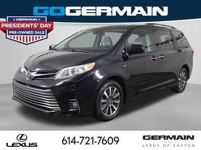 Used 2018 Toyota Sienna XLE w/ XLE Navigation Package