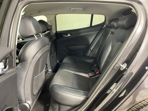 Used 2019 Kia Stinger RWD image 24