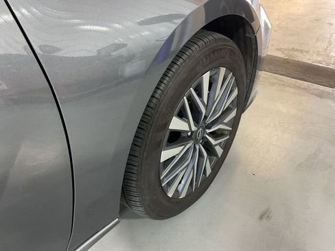 Used 2025 Nissan Altima 2.5 SV image 15