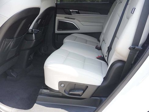 Used 2025 Kia Telluride EX FWD image 35