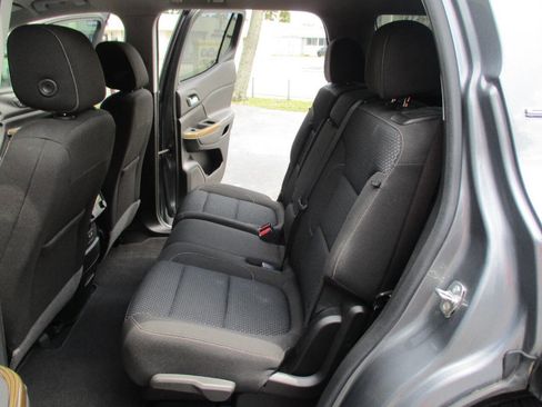 Used 2020 GMC Acadia SLE image 21