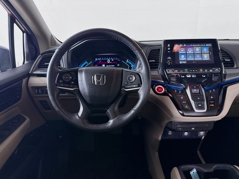Certified 2024 Honda Odyssey Elite image 28