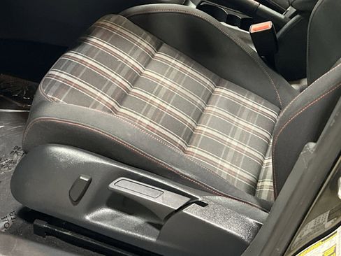 Used 2014 Volkswagen GTI Wolfsburg Edition image 11