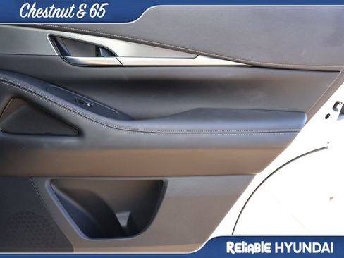 Used 2024 INFINITI QX60 Luxe AWD/4WD image 12