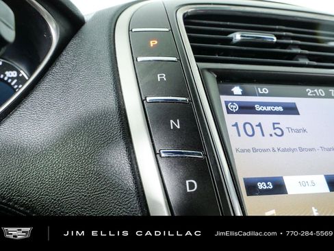 Used 2018 Lincoln MKX Reserve w/ Lincoln MKX Climate Package FWD image 17