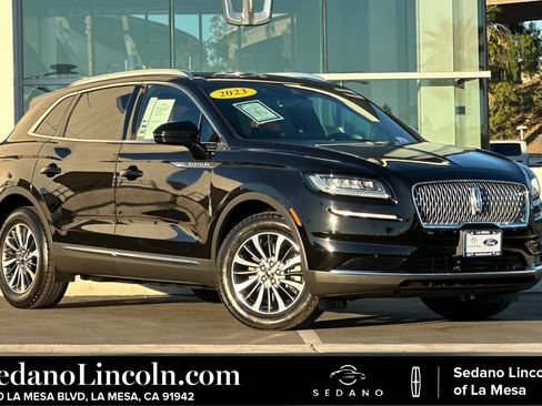 Used 2023 Lincoln Nautilus Reserve w/ Luxury Package image 1