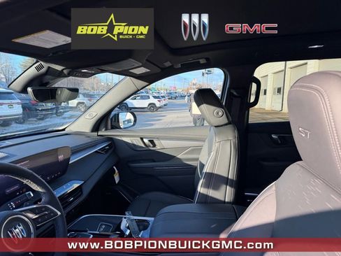 New 2026 Buick Enclave Sport Touring w/ Power Package image 18