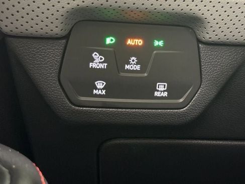 New 2026 Volkswagen Atlas Peak Edition AWD/4WD image 32