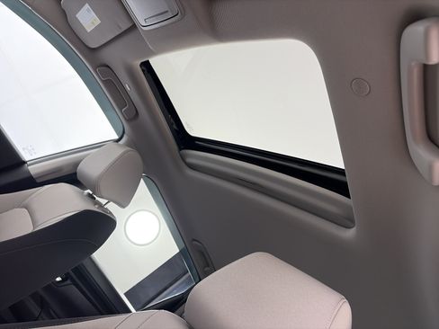 Used 2025 Honda CR-V EX image 16