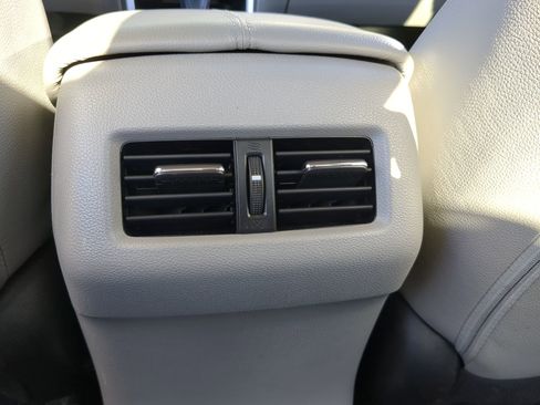 Used 2017 Honda Accord EX-L image 17