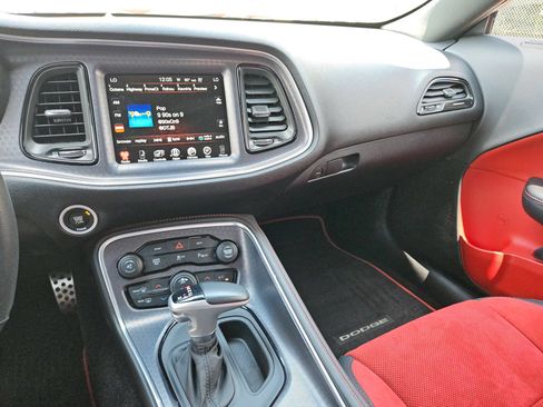 Used 2016 Dodge Challenger R/T Scat Pack RWD image 16