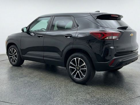 Used 2025 Chevrolet TrailBlazer LT image 6