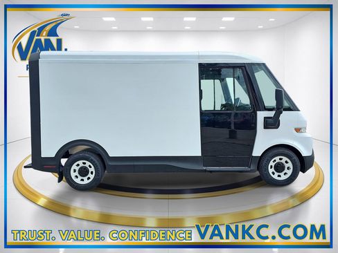 Used 2024 Chevrolet Brightdrop 400 w/ Commercial Equipment Package AWD/4WD image 5